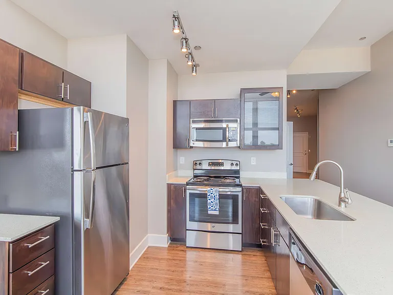 Heers 2 Bed 2 Bath 1053 Kitchen