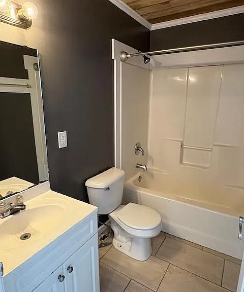 1710 Garland St — Photo 8