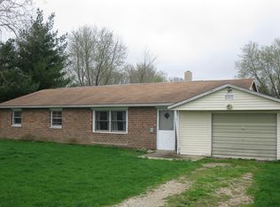 77 E Osborn Prairie Rd, Veedersburg, IN 47987