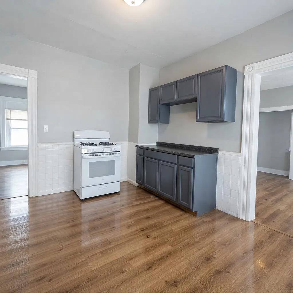 3 bed, 1074 sqft, $1,850 — Photo 4