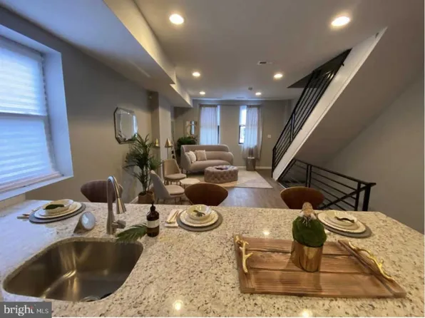 647 N Brooklyn St Floor 2, Philadelphia, PA 19104