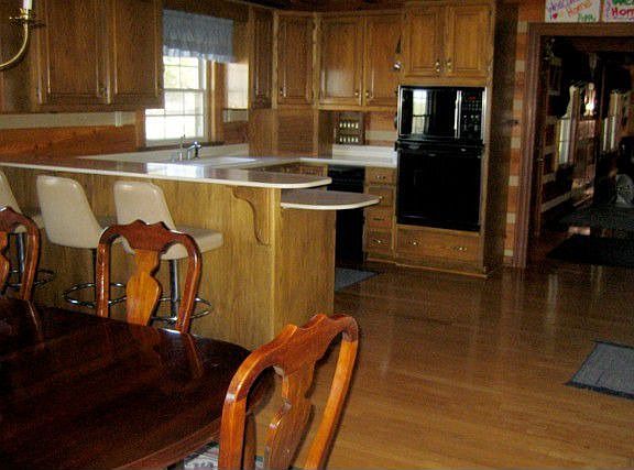 Custom Built for Executive or Entertainer in Mind