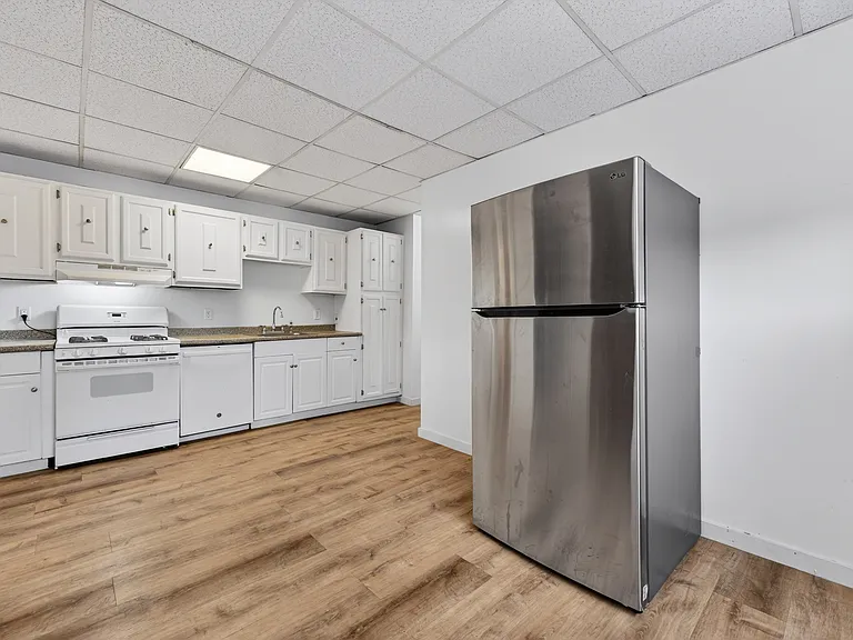 42 Almont St #3R3L — Photo 7