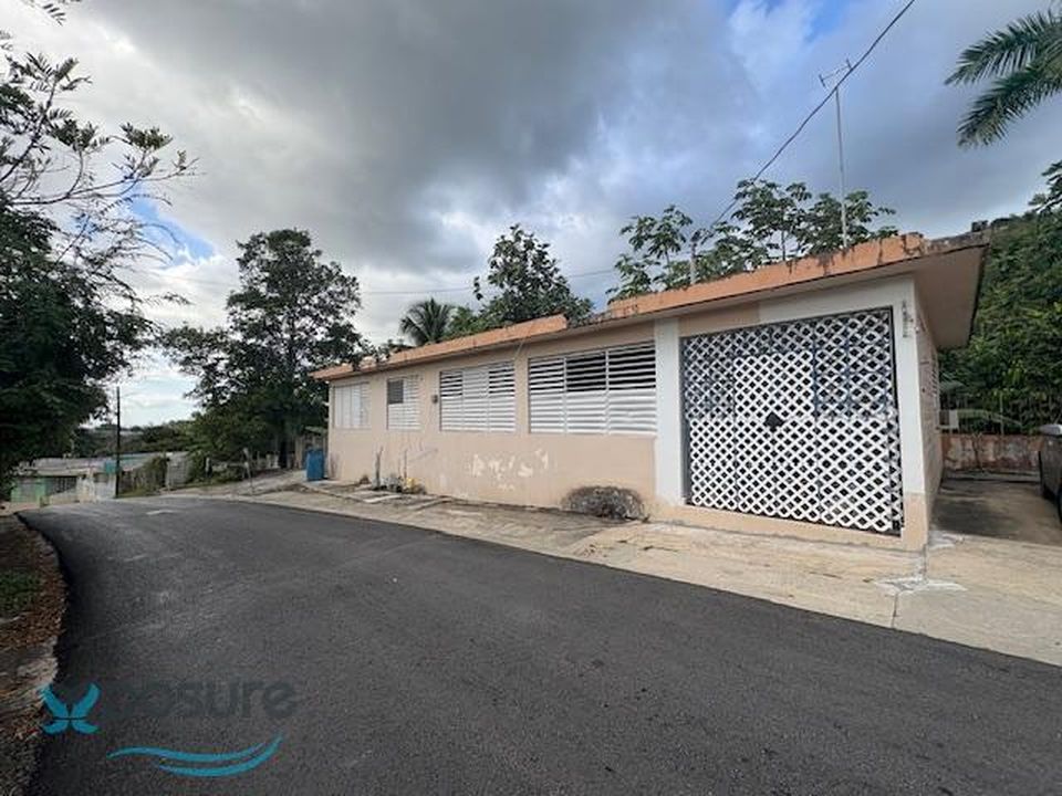 8 Carrau #348, Mayaguez, PR - More