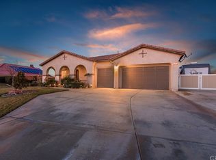 12900 Sierra Creek Dr, Riverside, CA 92503