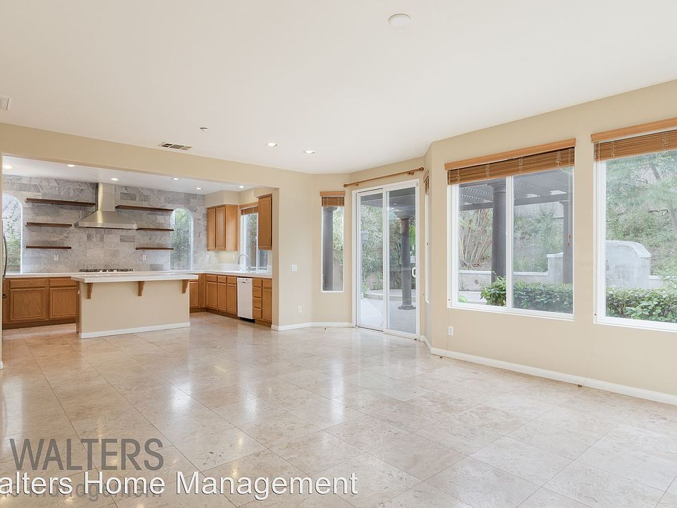 1st image of 15082 Cross Stone Dr