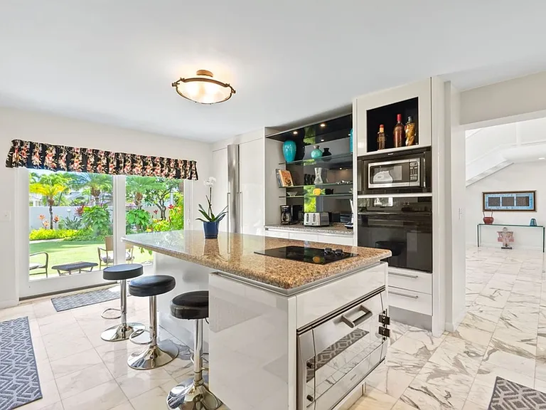4818 Kahala Ave — Photo 8