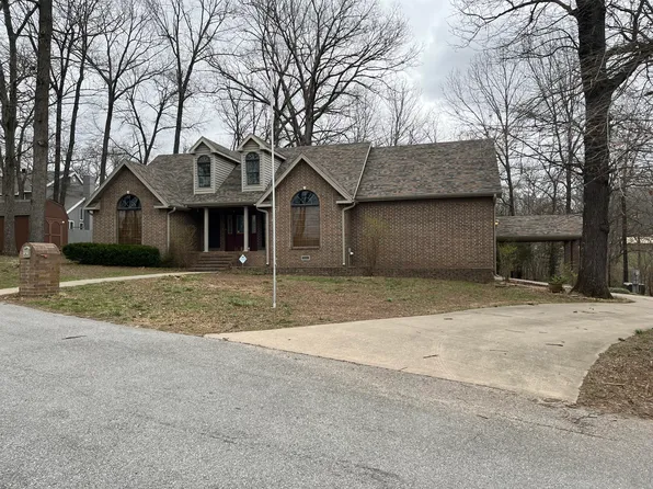 709 Blackjack Drive, Cassville, MO 65625