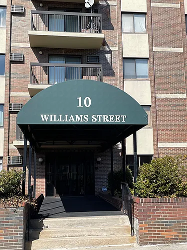 10 Williams St Photo 1