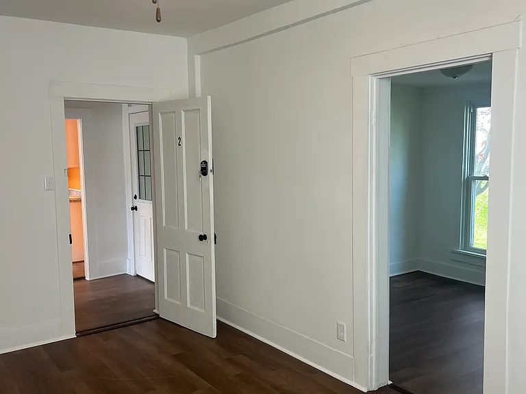 220 N Front St — Photo 14