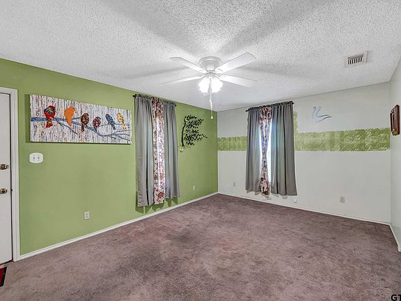 5th image of 128 Kenshire Dr
