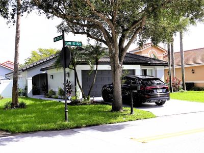 17693 SW 5th St, Pembroke Pines, FL, 33029