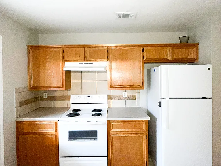 1213 Cinch Dr #A — Photo 7