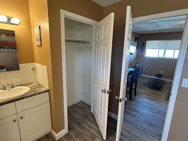 455 Moser Ave #23 — Photo 5