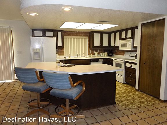 3rd image of 3356 Jamaica Blvd S
