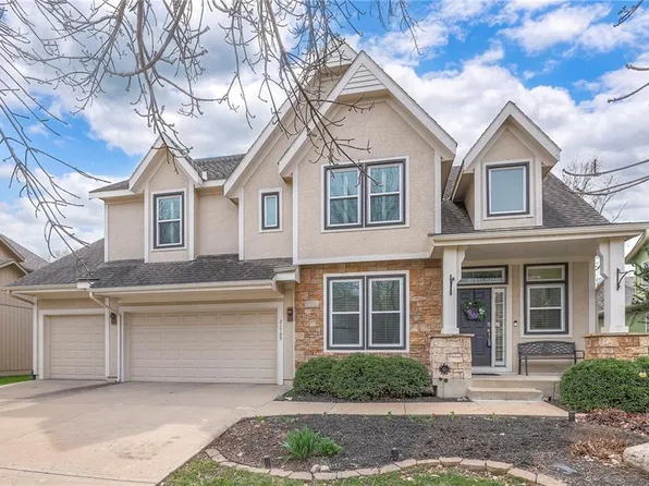 21709 W 99th St, Lenexa, KS 66220