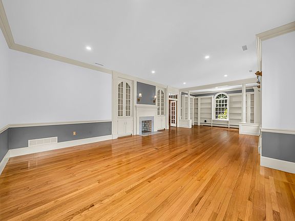 2nd image of 40 Grandview Rd