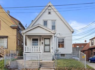 4779 N 37th st Duplex, Milwaukee, WI 53209