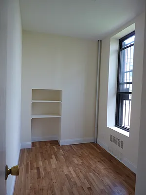 Rented by The Dermot Realty Management Company | media 22