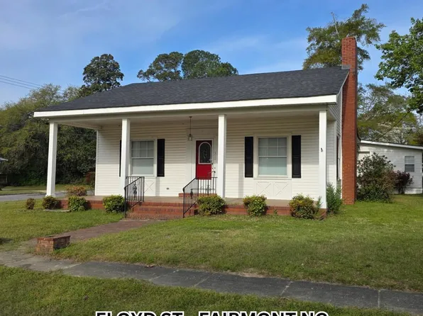 310 Floyd St, Fairmont, NC 28340