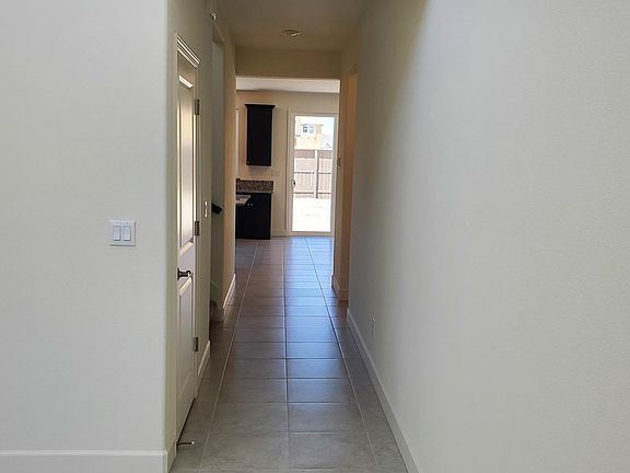 5th image of 2052 Maradona Dr