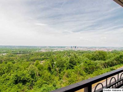 1120 Beacon Pkwy E UNIT 409, Birmingham, AL, 35209