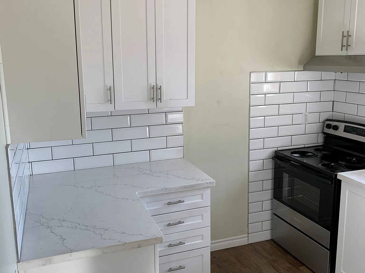 3 bed, $2,400 — Photo 4
