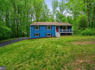 7358 Hilly Ln, Warrenton, VA 20187