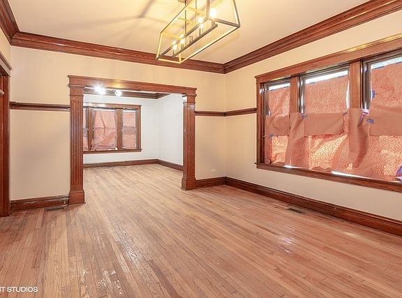 5th image of 8450 S Marquette Ave