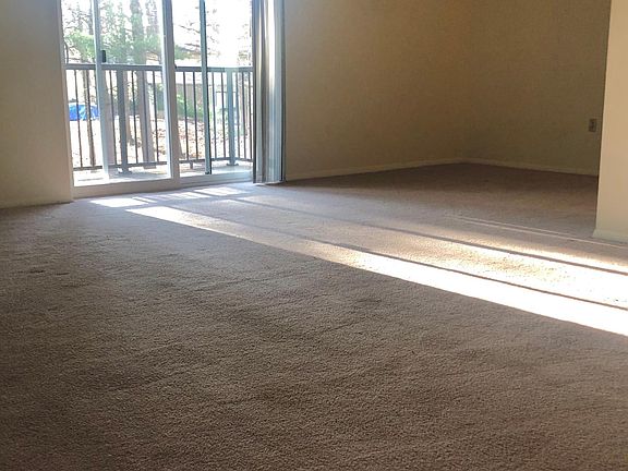 3rd image of 830 Cricklewood Dr APT 307