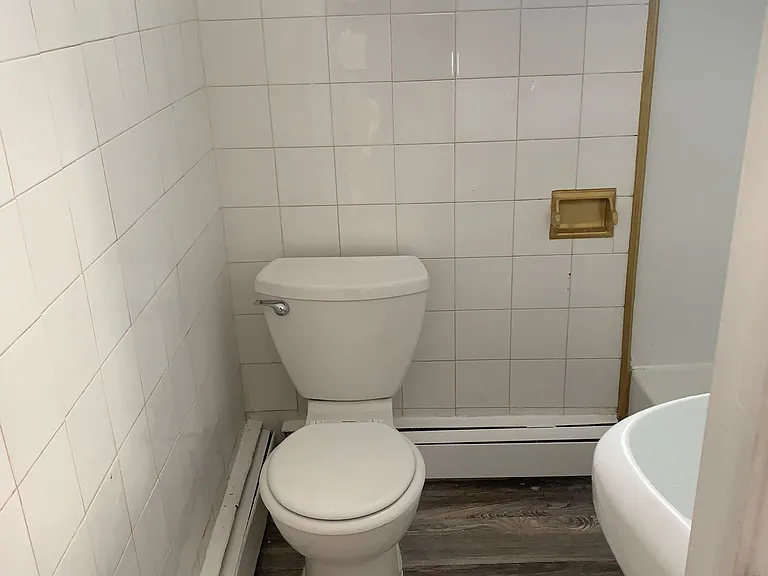 381 Lanza Ave #2F-4 — Photo 13