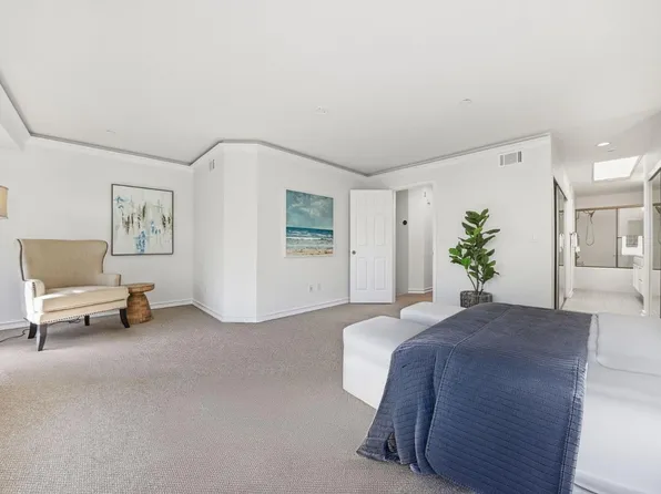 994 La Mesa Ter Unit F, Sunnyvale, CA 94086