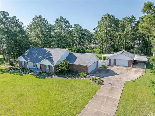 116 Lake Tyler Dr, Pineville, LA 71360