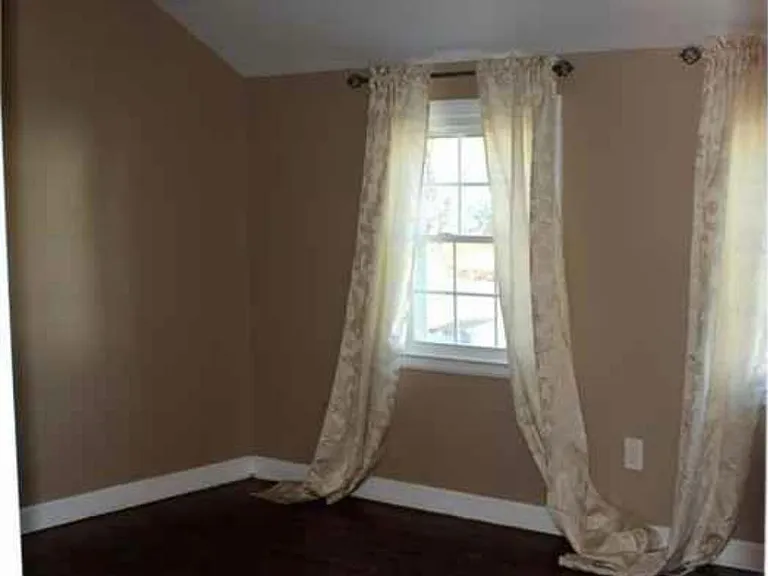 24 Butternut Dr — Photo 7