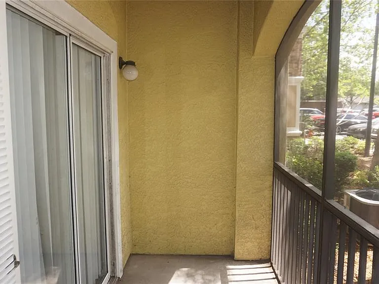 2402 Courtney Meadows Ct #101 — Photo 22