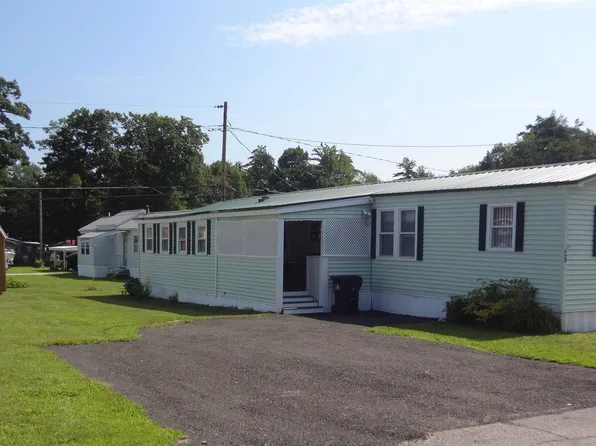 303 Old Lake Shore Road #C-9, Gilford, NH 03249