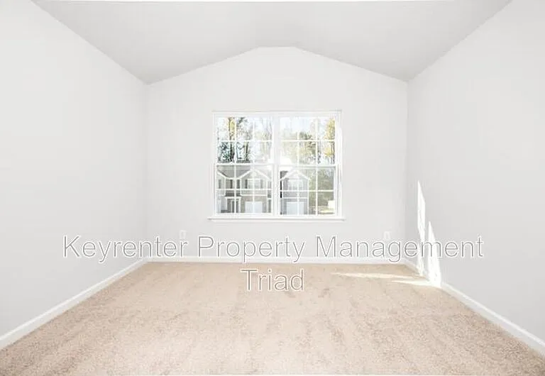 1122 Banworth Ct — Photo 25