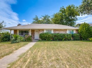 7216 Coach Light Rd, Dallas, TX 75237