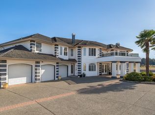 7112 Puckle Rd, Central Saanich, BC V8M 1W4