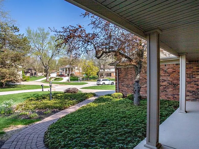 30882 Oak Valley Dr — Photo 5