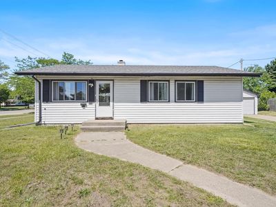 8456 17th AVENUE, Kenosha, WI, 53143