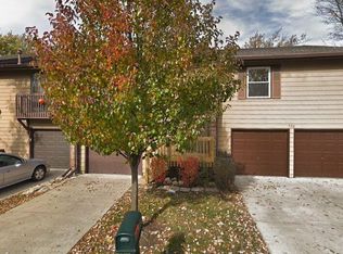 452 Skokie Ln, Bolingbrook, IL 60440