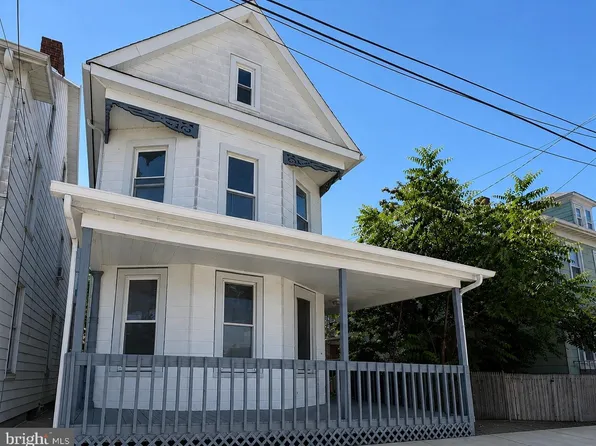 153 McAllister St, Hanover, PA 17331