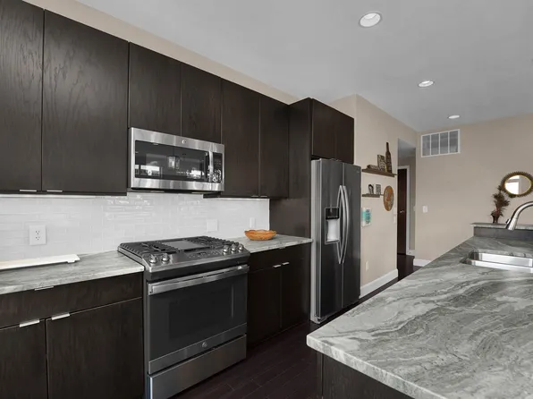 845 N High St Unit 305, Columbus, OH 43215
