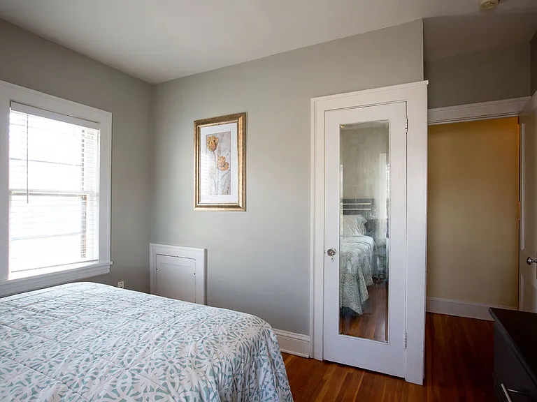 3229 Garfield Ave #202 — Photo 12