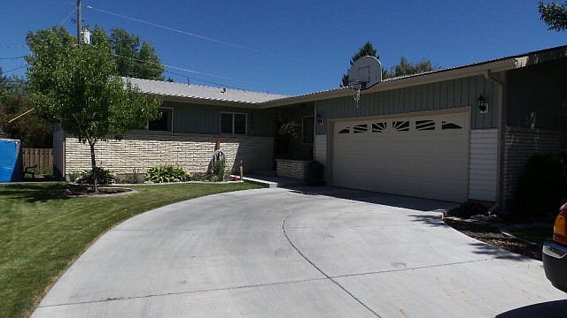 1st image of 2365 Morningstar Ln