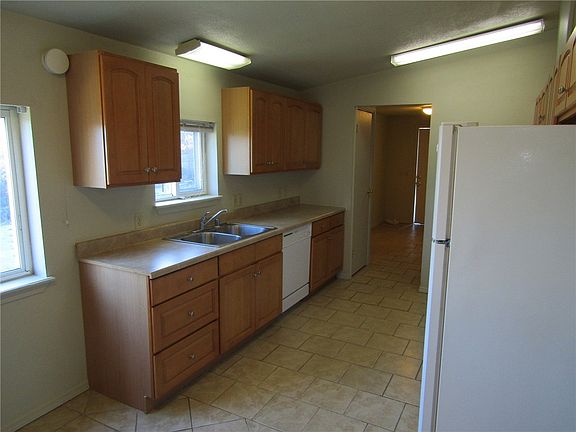4th image of 3319 162nd Avenue Ct E
