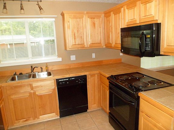 3rd image of 13461 McLeod Ct
