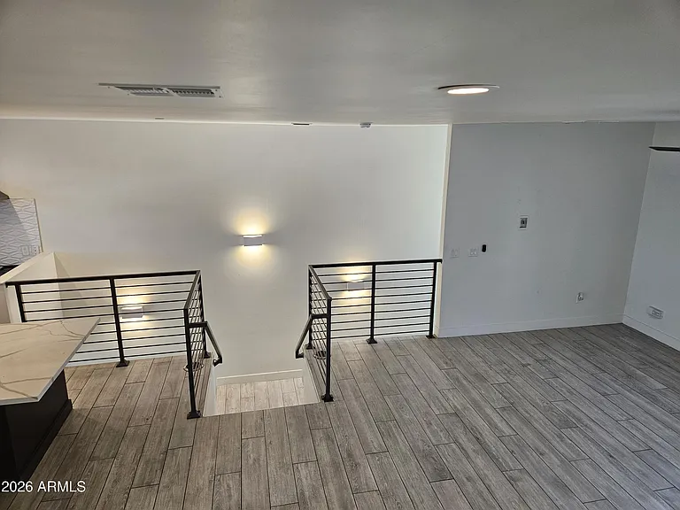 259 S Roosevelt St — Photo 33