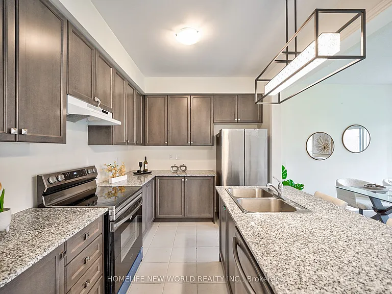 74 Fruitful Cres — Photo 11